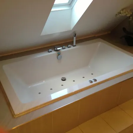 Grey Towers Stables 3 Bedroom Set In Private Grounds بيت للعطل