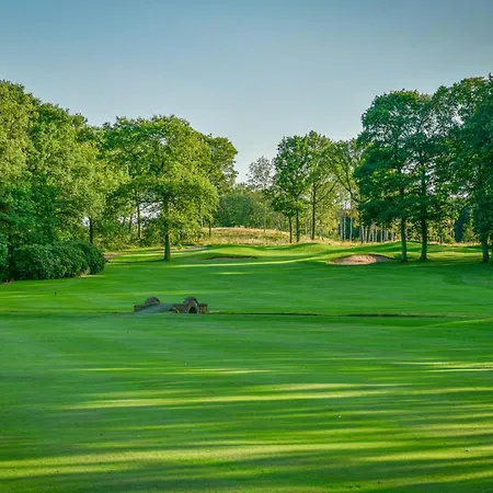 Grey Towers Stables 3 Bedroom Set In Private Grounds مدليسبره